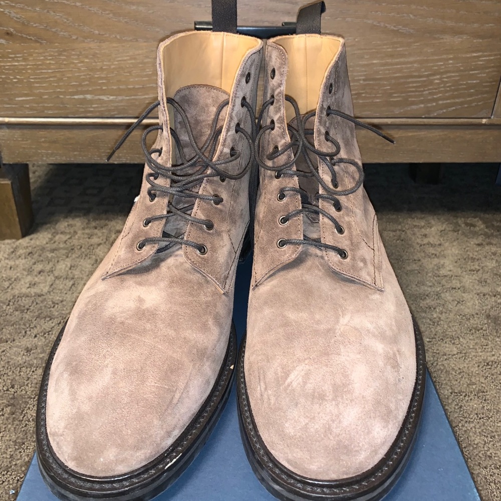 Suede Boots (brown)